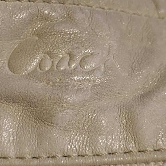 Coach Leather Hobo Shoulder Crossbody Bag Style 13411 Off-White Silver Hardware - Picture 7 of 16